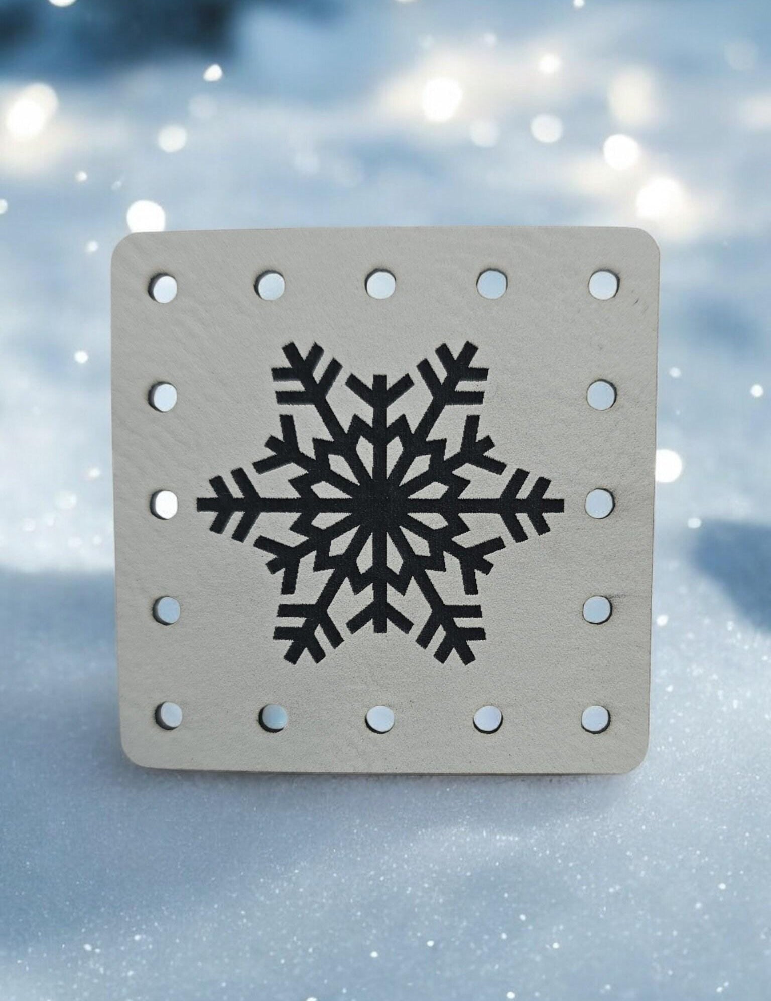 Snowflake faux leather patches — photo 1