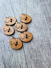 Sleeping fox wooden buttons — product photo 3